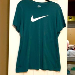 Xxl Nike tee